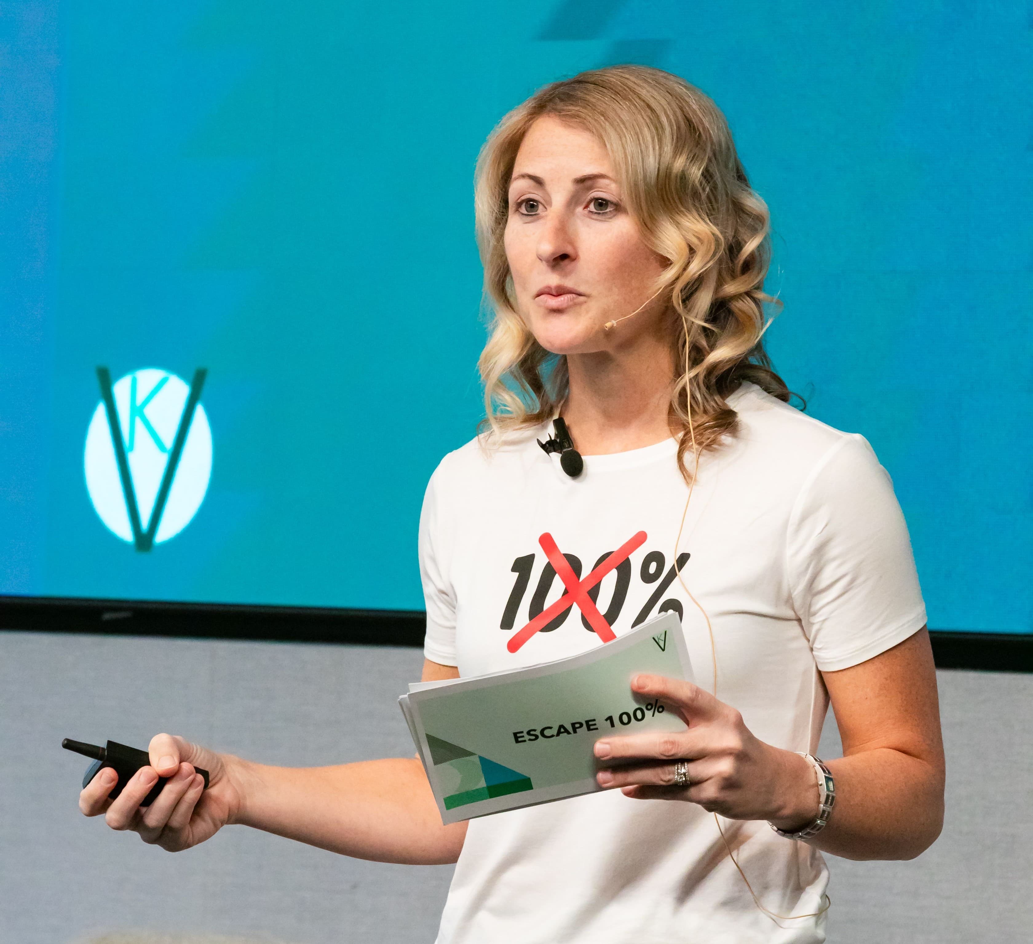 Katie Virtue headshot